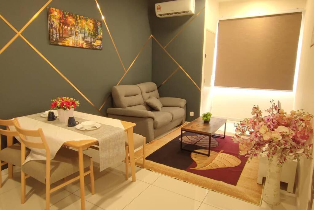 Apartment Hza1506-klia Slf Checkin-wifi-netflix-pool-parking-klia, 7100 *
